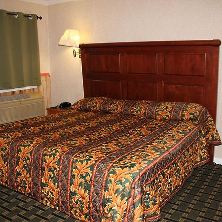 Driftwood Inn Chestertown Ngoại thất bức ảnh