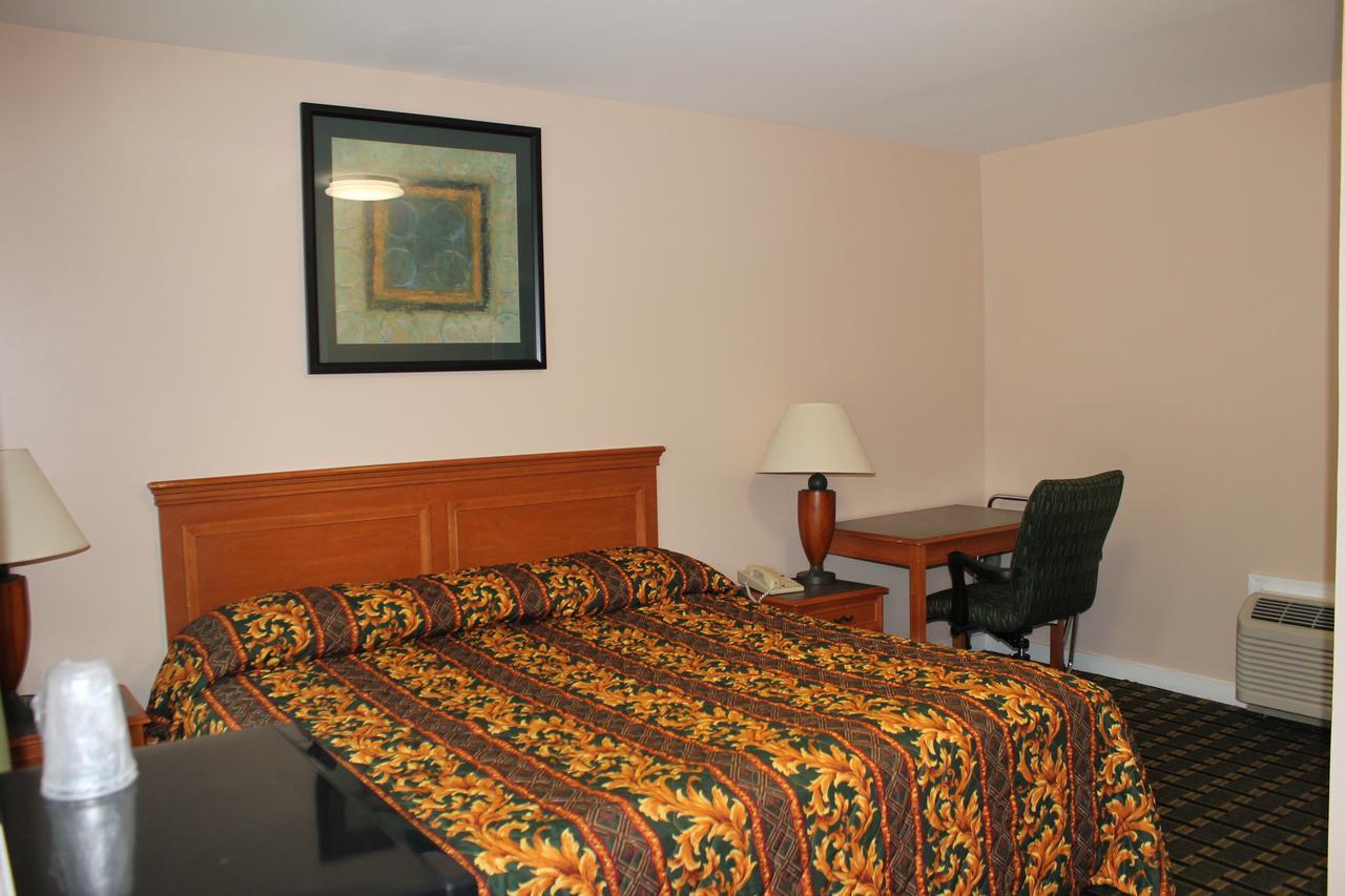 Driftwood Inn Chestertown Ngoại thất bức ảnh