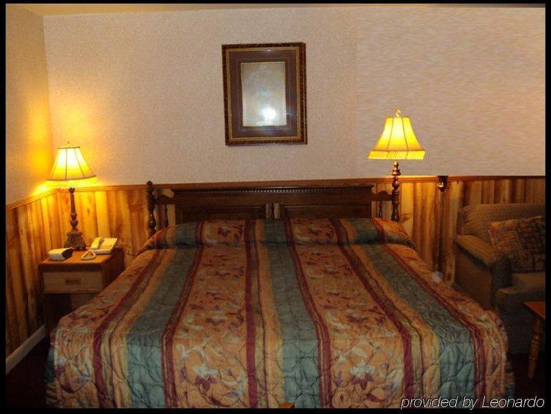 Driftwood Inn Chestertown Phòng bức ảnh